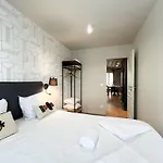 Urban Flat 02 - 4 Bedrooms Flat In Center Of Paris