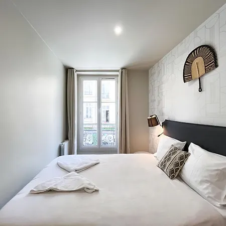 Urban Flat 02 - 4 Bedrooms Flat In Center Of Appartamento