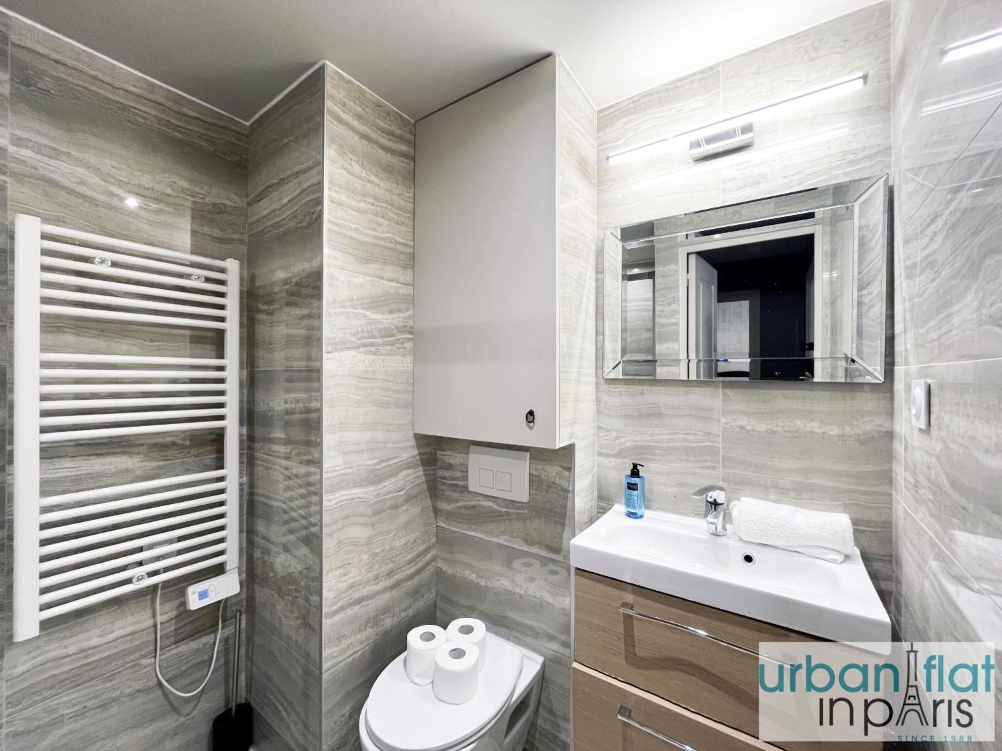 Urban Flat 02 - 4 Bedrooms Flat In Center Of Appartamento