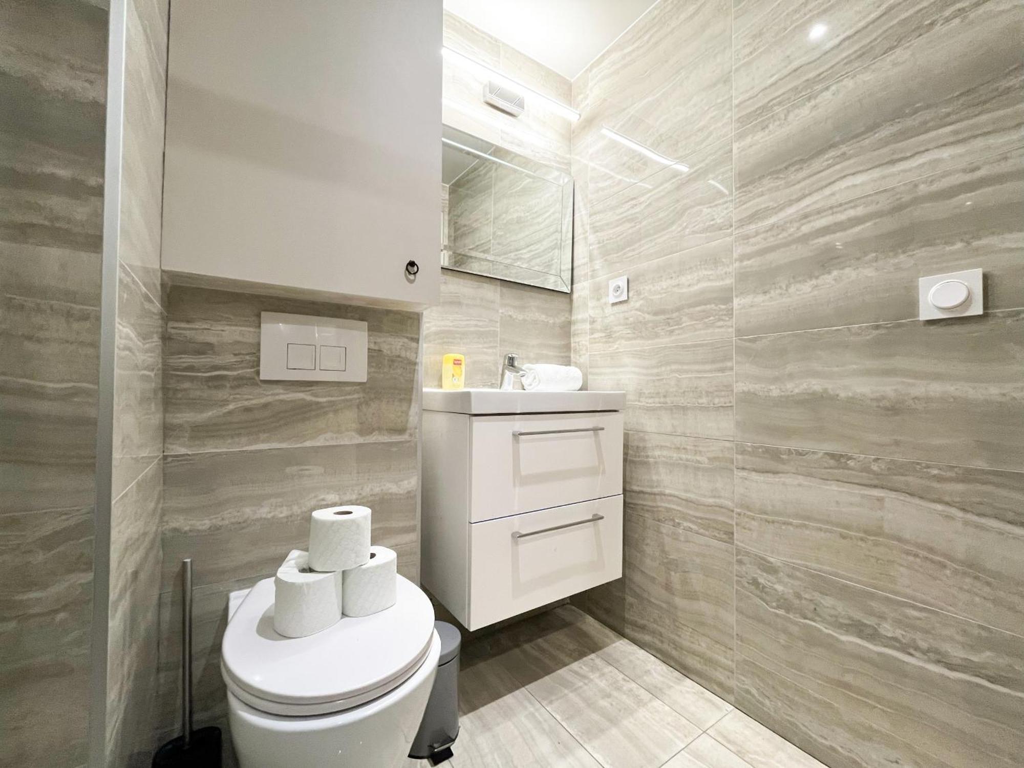 Appartamento Urban Flat 02 - 4 Bedrooms Flat In Center Of *